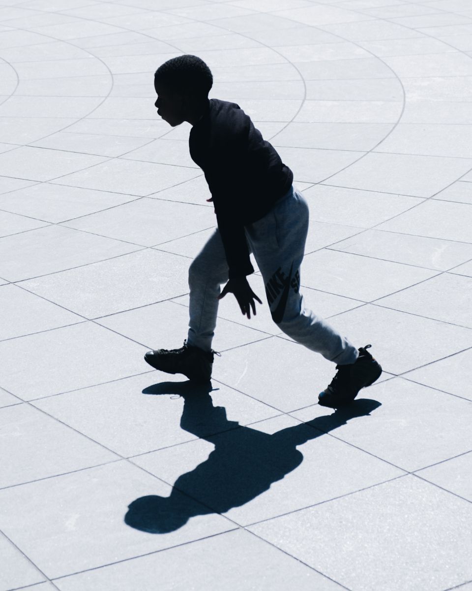 Length of Shadow child walking next to his shadow